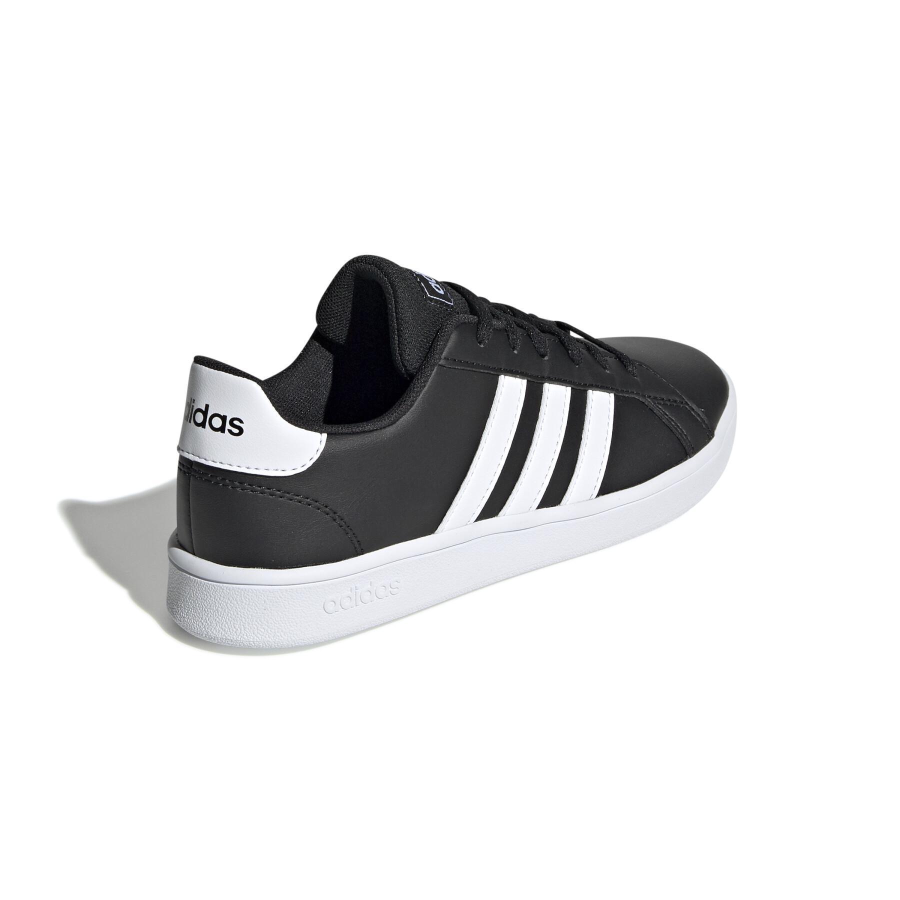 Kid sneakers adidas Grand Court