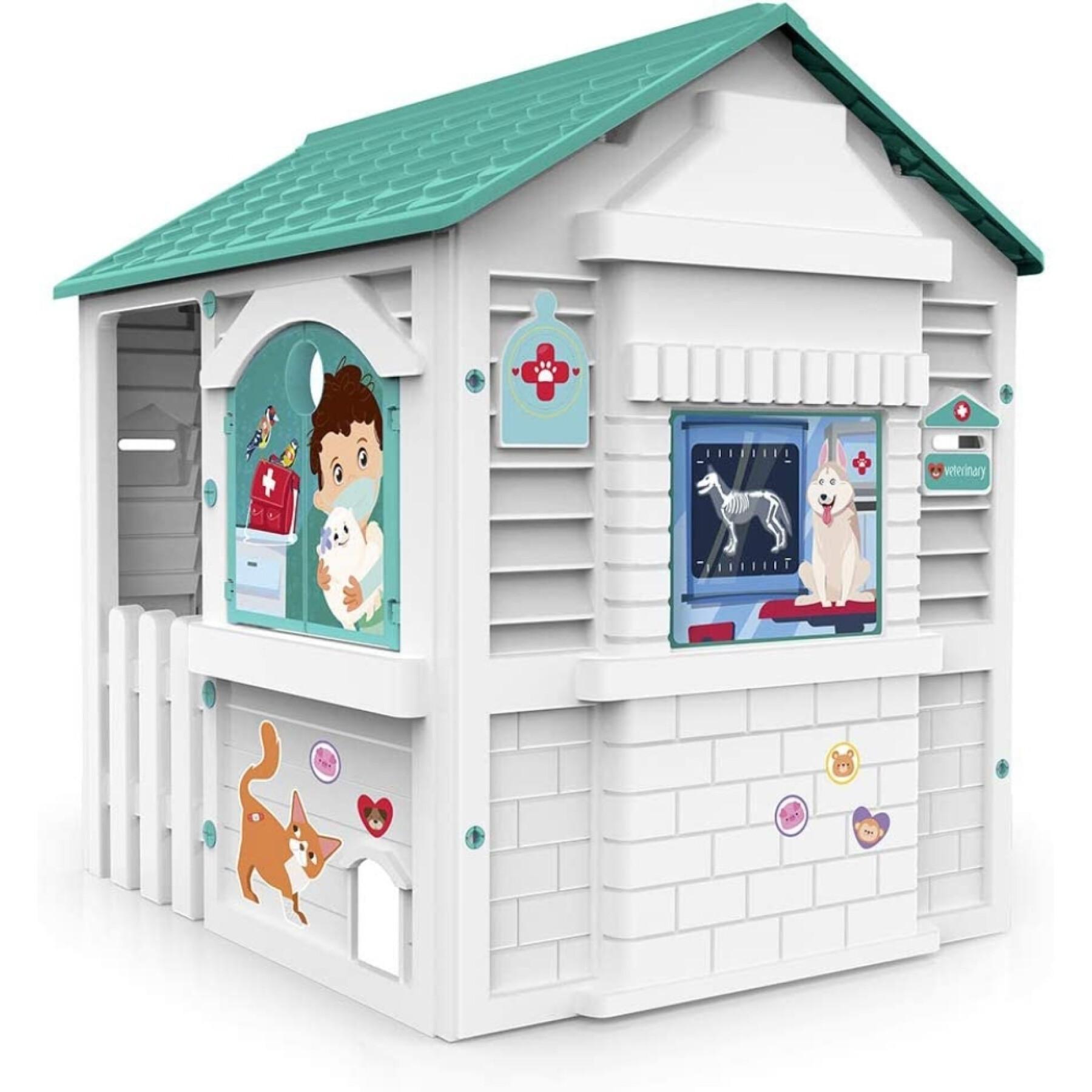 Small house veterinary center Chicos