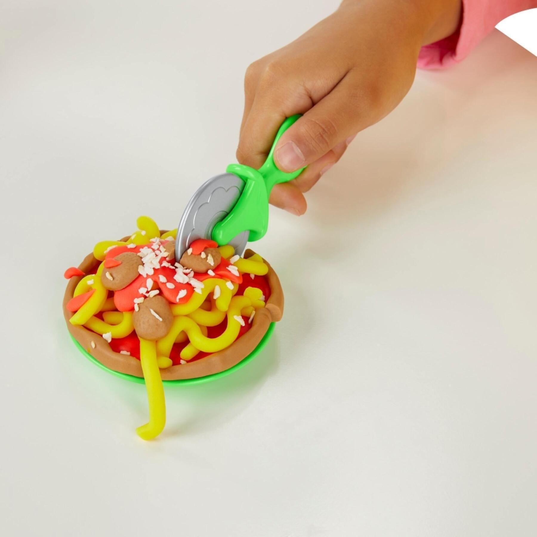 Modelling dough for pizza oven Play Doh