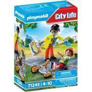 First-aider figurine Playmobil